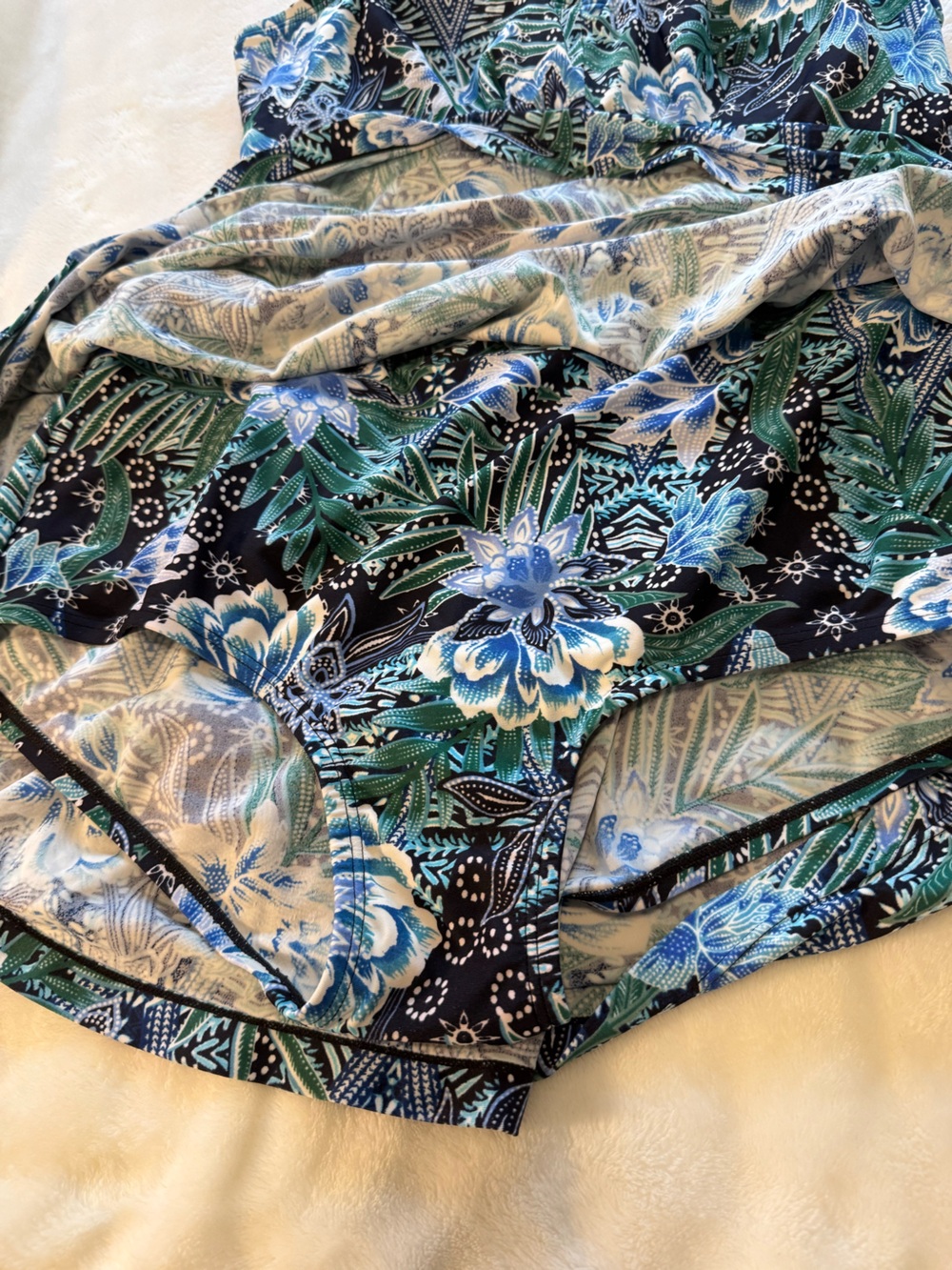 Maxine of Hollywood Swim Dress Size 14 Floral Print Skirted Swimsuit Blue Green - Picture 9 of 13